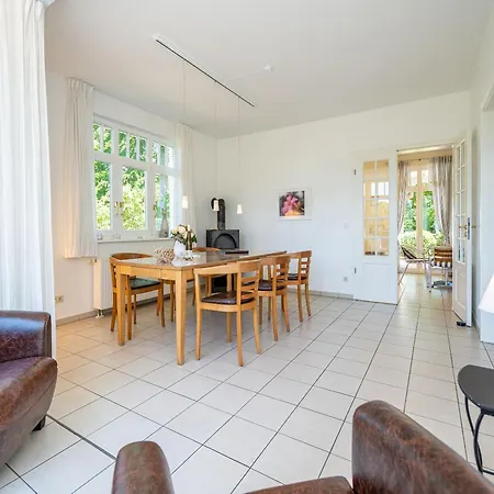 Sonnenglanz בית נופש *